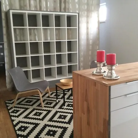 Moderne Studiowohnung In Mit Küche Und Innenhof * Coburg