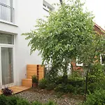 Moderne Studiowohnung In Mit Kueche Und Innenhof 科堡