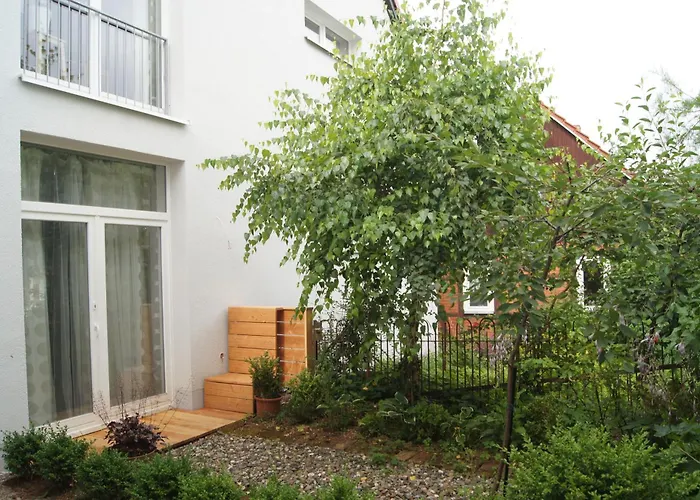 Moderne Studiowohnung In Mit Kueche Und Innenhof 科堡