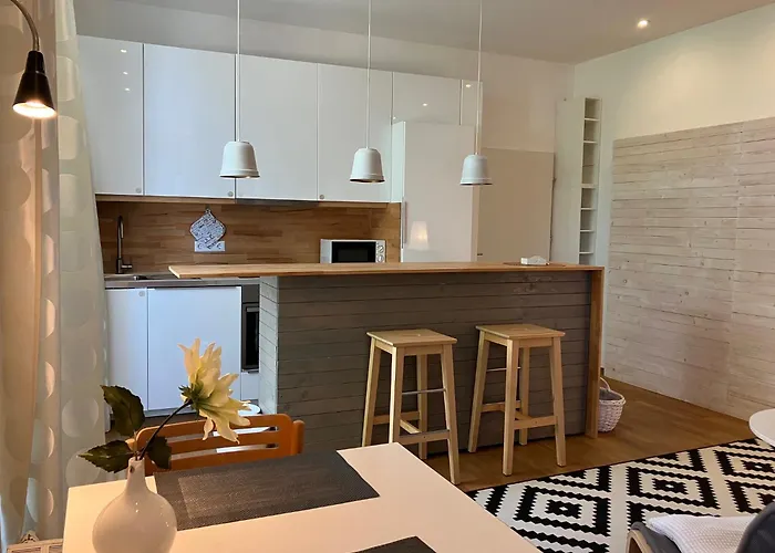 Moderne Studiowohnung In Mit Kueche Und Innenhof 公寓 科堡